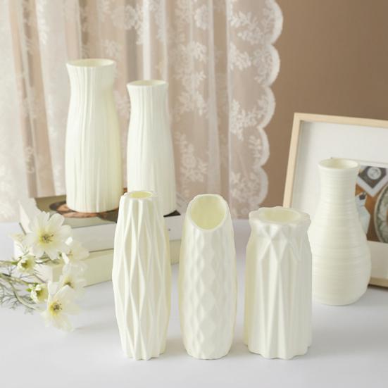 Imitation Ceramic Plastic Vase Budget-friendly Decorative Plastic White Vase Flower Arrangement Decoration