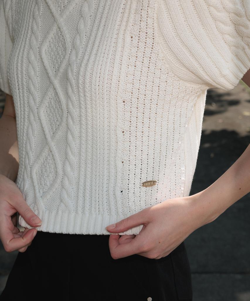 DEHEVE Half Sleeve Cable Knit [Ivory]