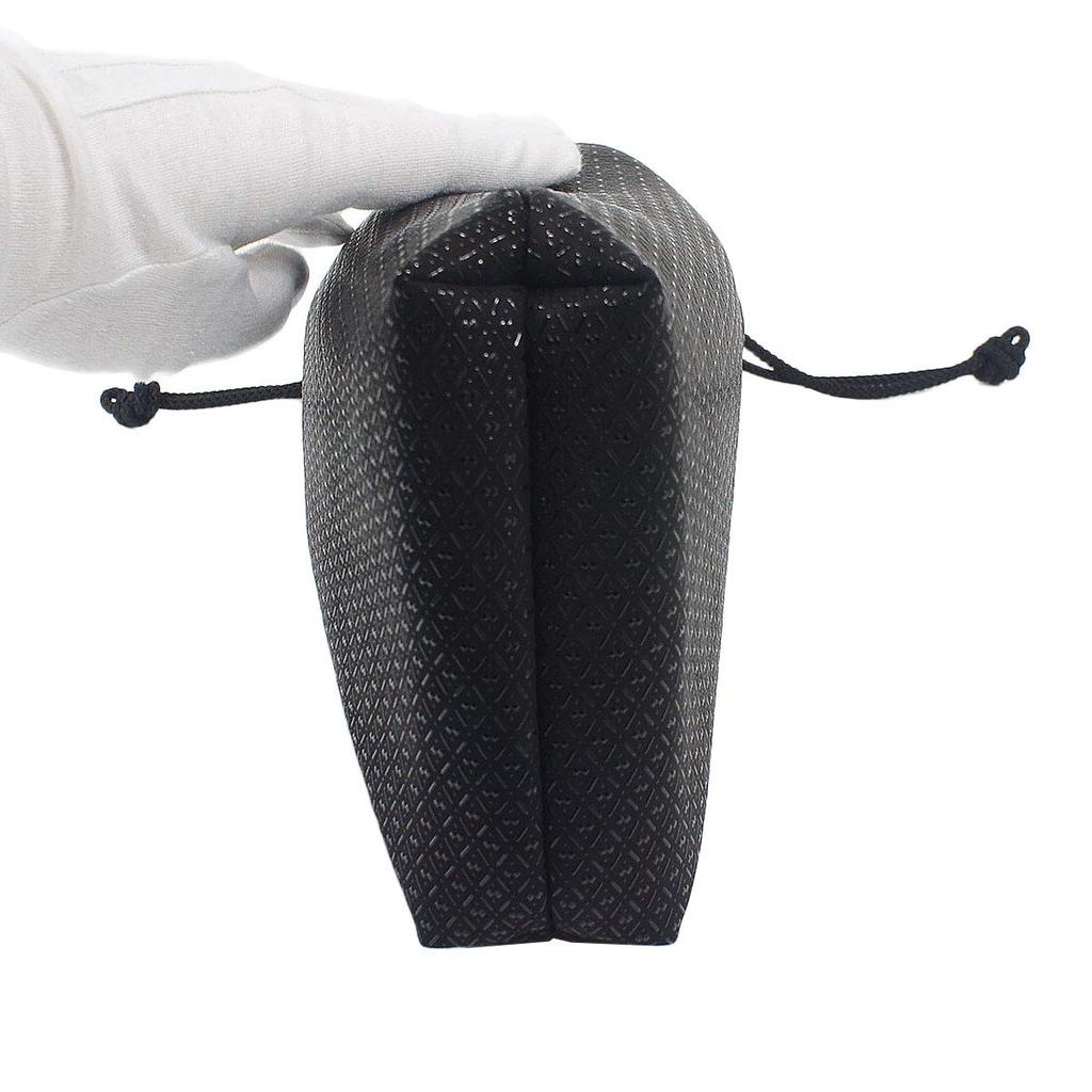 Сумка Inden Cut Bag со шнурком и вставкой из оленьей кожи черного цвета с черным лаковым узором тыквы [Indenya] 3005-01-007