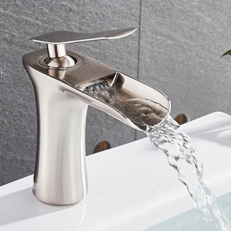 Белый хром Смесители для раковины Водопад Смеситель для ванной комнаты С одной ручкой Смеситель для раковины с горячей и холодной водой Раковина для ванны Водяной кран для ванной комнаты