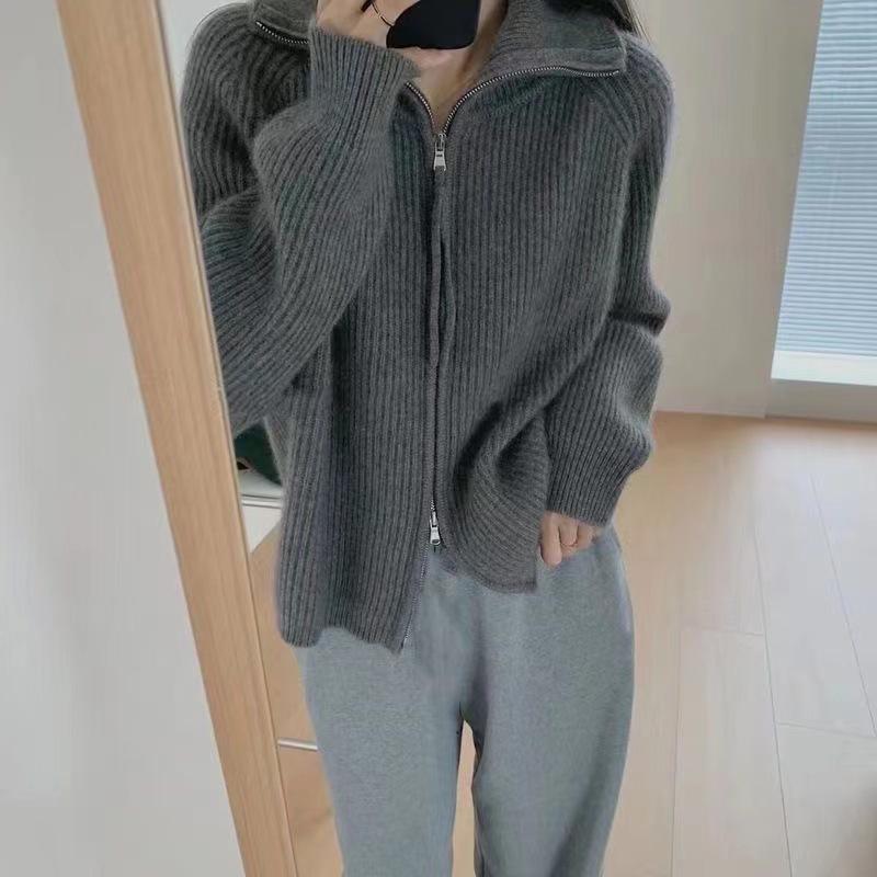 2024 Женский нишевый вязаный кардиган: Стильный весенне-осенний дизайн, толстый лацкан, куртка-свитер на молнии