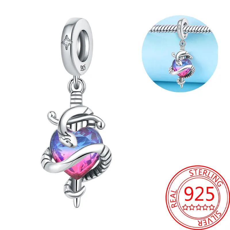 Exquisite Copper Little Monkey Embracing Red Heart Pendant Fit Bracelet Necklaces Party Pairing With Handmade Gifts