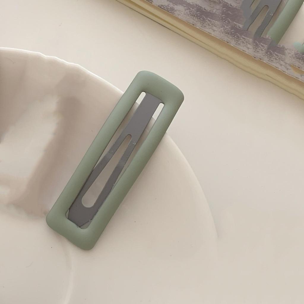 "Frosted Hairpin for Women: Back of Head and Side Bangs Clip"