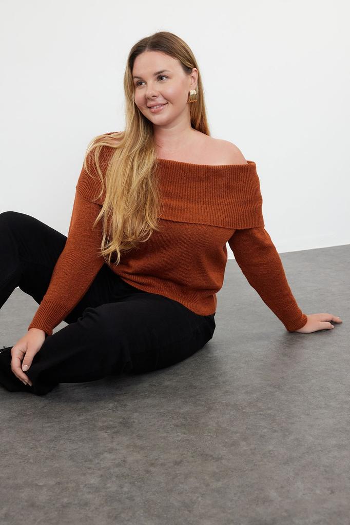 Women's Fashion Stylish Plus Size Sweater Brown Carmen Collar Knitwear Sweater