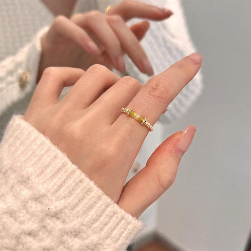 Эмаль, капельная глазурь, бабочка и перламутр, серебряное кольцо - элегантные, не тускнеющие женские украшения