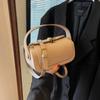 Classic Black Shoulder Bag Women's Versatile Retro Crossbody Square Bags 2025 New Large Capacity Textured Leather Flap Handbags