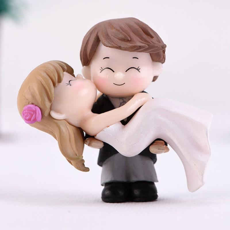 Sweety Lover Couple Chair Figurines Miniatures Fairy Garden Home Decor Desk Garden Decorative Craft Resin Craft Scene Decoration