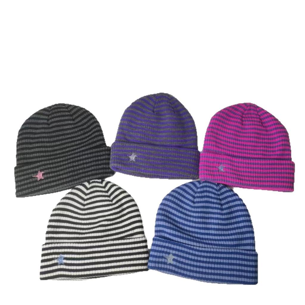 Original niche designer's star-striped retro knitted hat for children's autumn and winter versatile face-showing small pullover hat