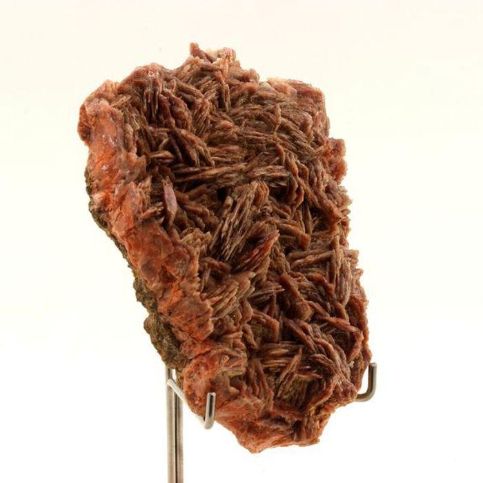 Pierres et Minéraux. Baryte. 3000.0 ct. Voltennes mine, filon du Barrot, Saône-et-Loire, France.