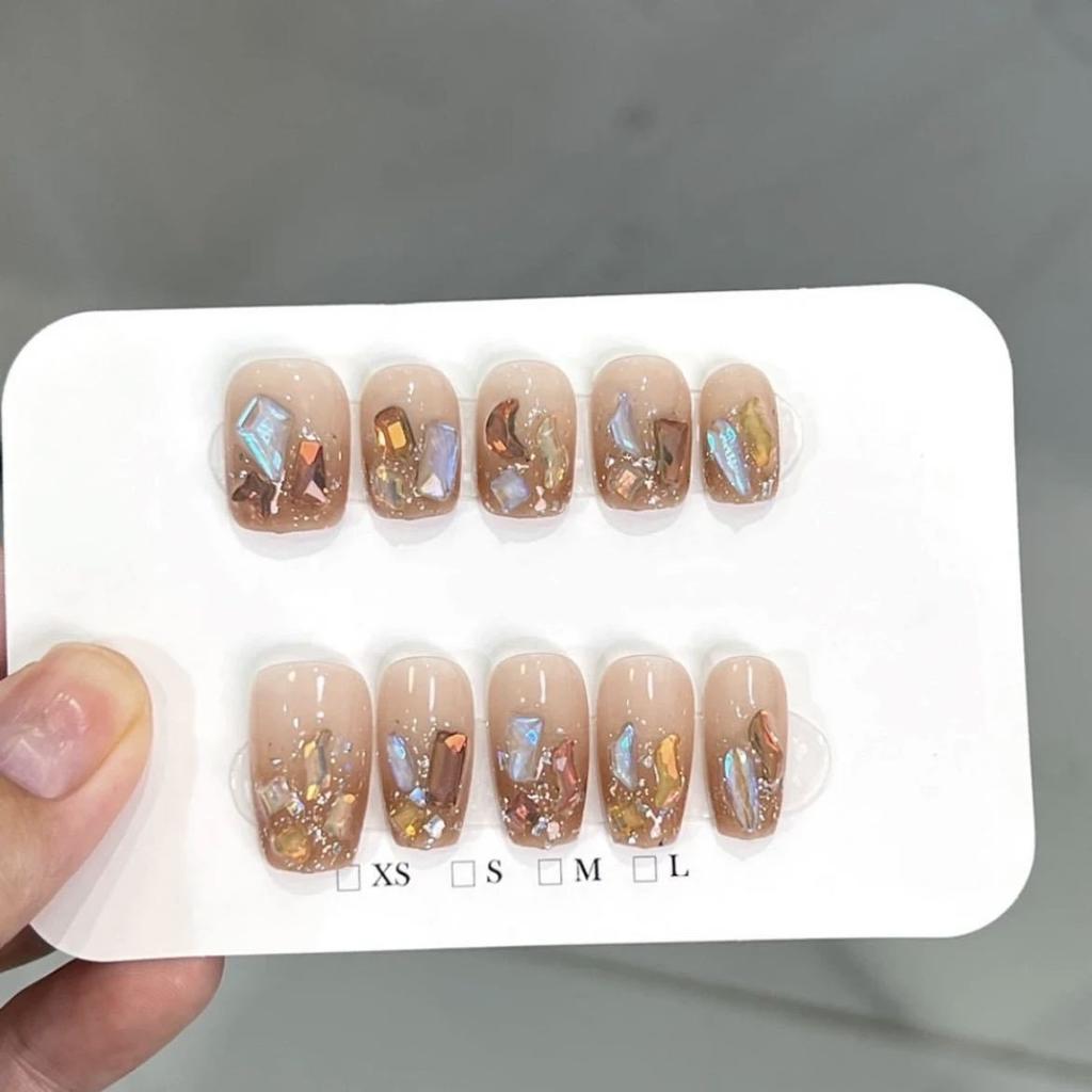 Pure Handmade Phototherapy Manicure, Maillard Drill, Wear Nails, Finished Manicure Patches, Whitening, Removable and Whitening