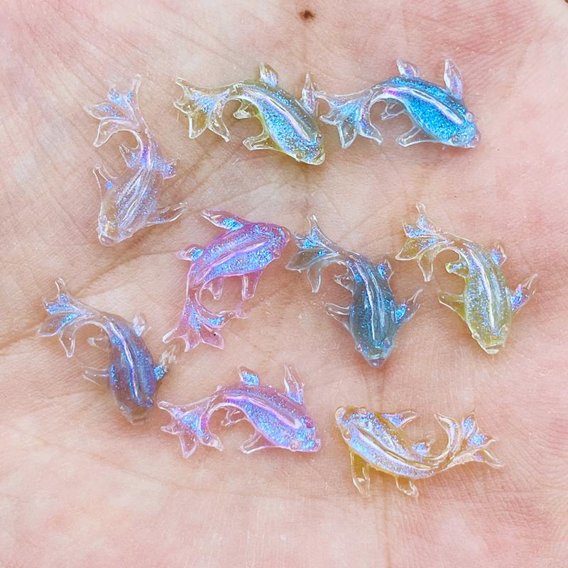 100 Pcs New Cute Mini Kawaii Color Little Goldfish Resin Figurine Crafts Flatback Cabochon Ornament Jewelry Making Hairwear K38
