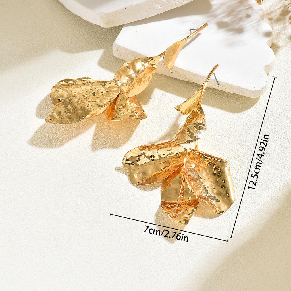 European and American Style Jewelry, Geometric Leaf Metal Design Earrings, Versatile and High-end