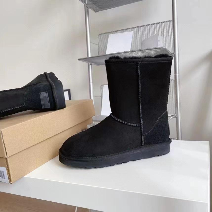 Women Winter Platform Snow Boots Warm Faux Suede Ankle Boots Thick Furry Lining Non‑Slip Short Booties For Cold Weather