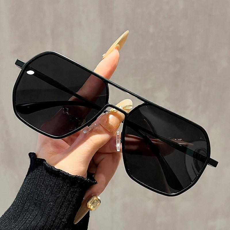 2 шт. Ретро Оверсайз Квадратные Поляризованные Солнцезащитные Очки для Женщин Мужчин Винтажные Оттенки UV400 Классические Металлические Солнцезащитные Очки