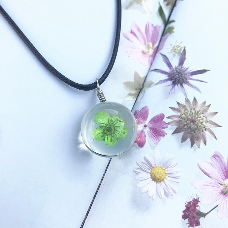 Beautiful Dandelion Necklace Eternal Flower Clavicle Chain Male and Female Couples Crystal Dried Flower Glass Ball Pendant Accessories