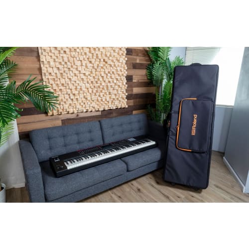 Roland SC-G61W3 61-Key Keyboard Case with Casters