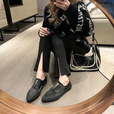 Мода 2024 года. Новая женская повседневная обувь. Весенние плоские кроссовки. Кроссовки. Женская обувь. Мокасины. Острый нос. Женская мода.