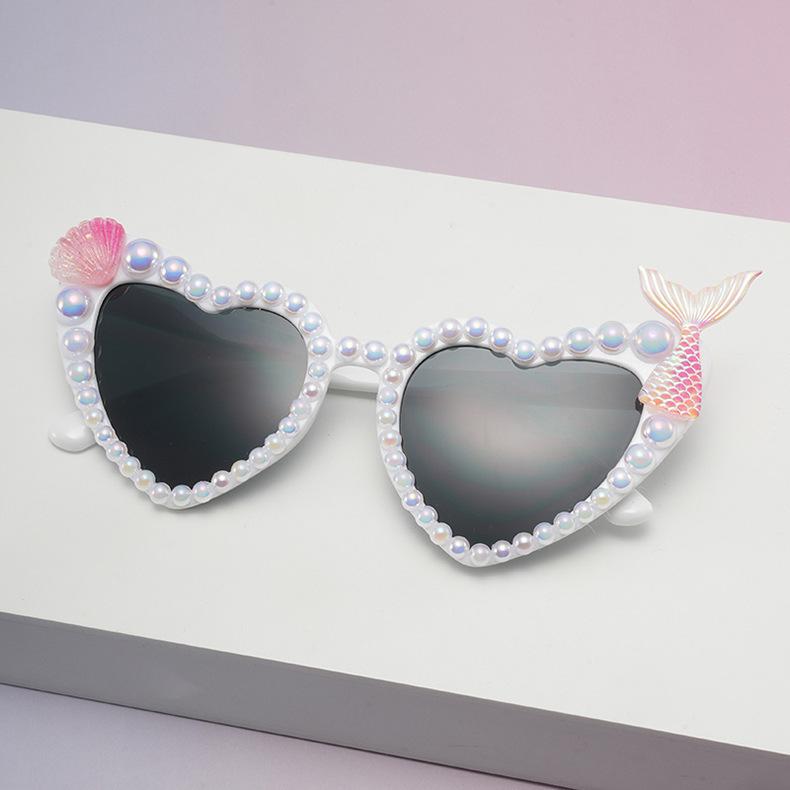 Bridal sunglasses BRIDE fashion rhinestone inlaid bride letters pearl peach heart bachelorette party sunglasses