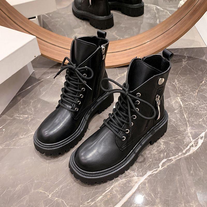 2025 Autumn New Internet Celebrity British Style Martin Boots Women's Fashion Platform Locomotive Advanced Sense Fried Street Versatile Short Boots