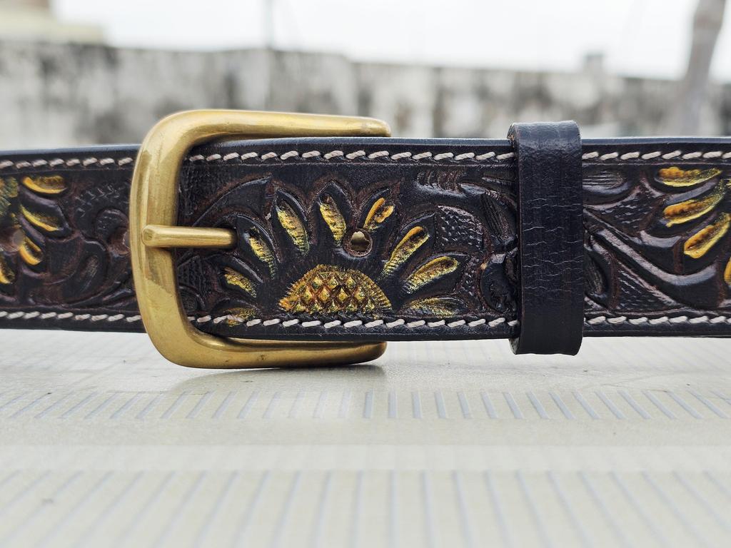 Hand Tooled Black Leather Cowboy Belt – Floral Carved Western Rodeo Belt – Full Grain Handmade Ranch Men’s Outfit
