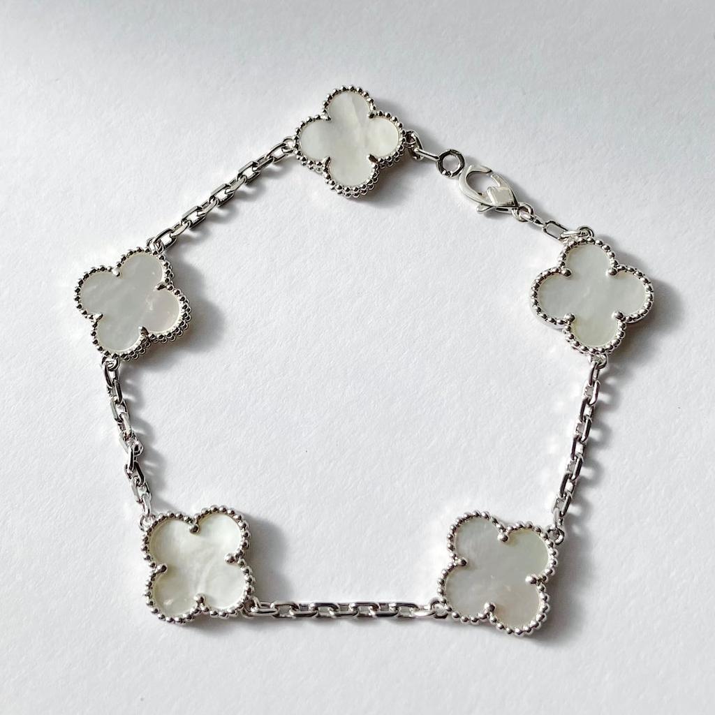 Браслет Clover 18K перламутровый жемчужный браслет золото x белый женский (Белое золото)