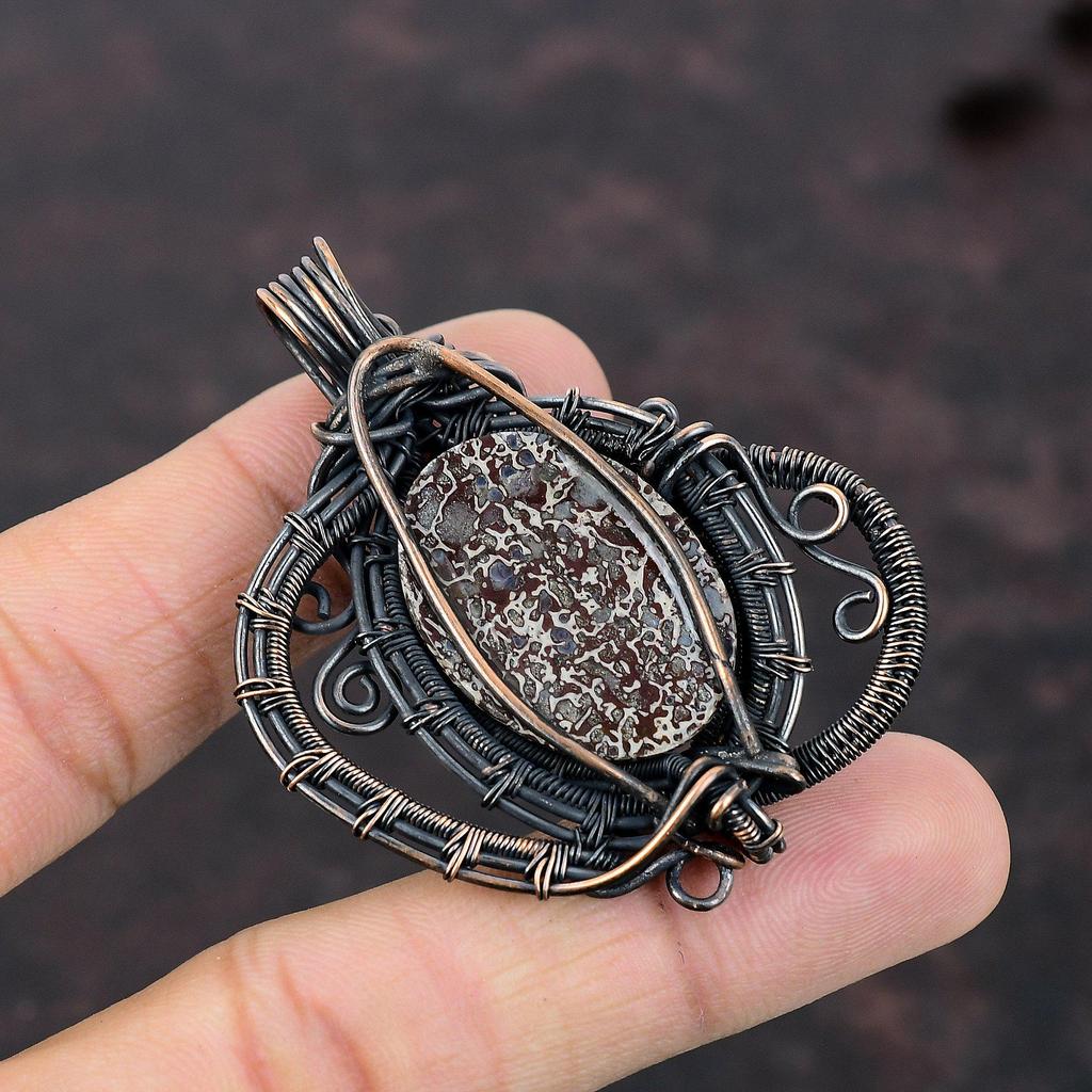 Подвеска из окаменелой кости динозавра, обернутая медной проволокой, Уникальное медное украшение ручной работы в стиле бохо, Ювелирное изделие, обернутое проволокой, Подарок на годовщину