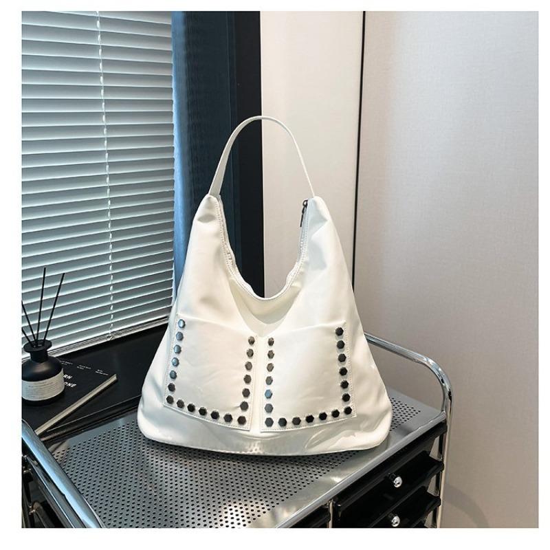 Ретро сумка женская большой вместимости новая летняя универсальная на плечо сумка для покупок заклепки сумка-тоут для通勤