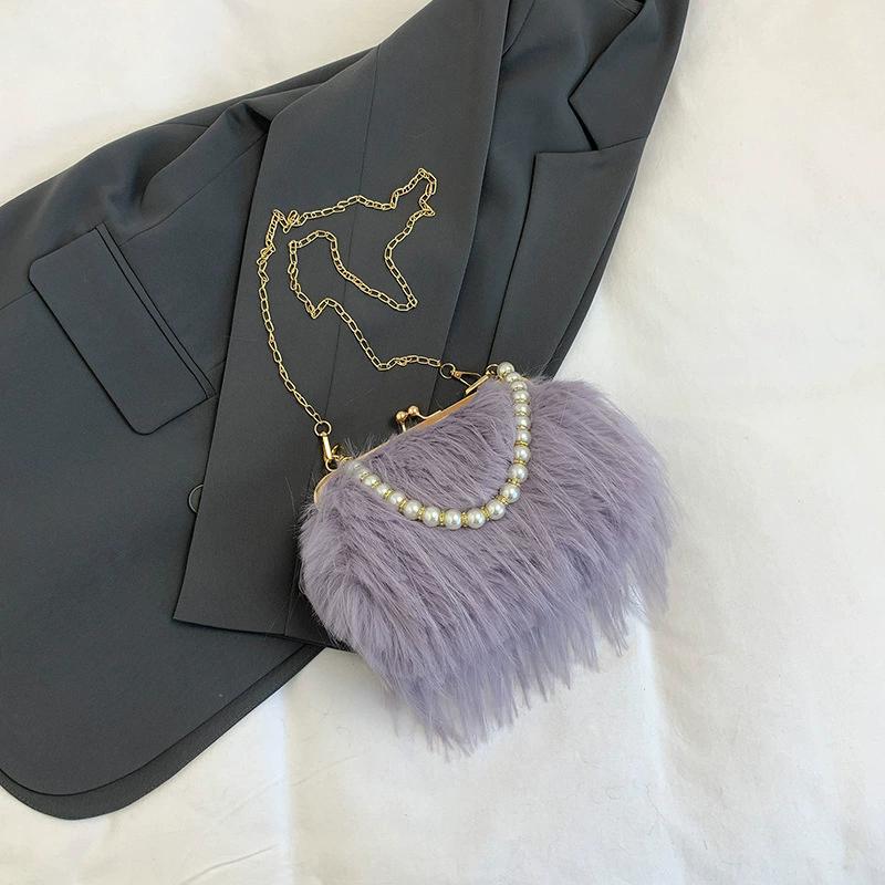 Furry Crossbody Bag with Pearl Handle Fashion Chain Plush Shoulder Bags for Women Soft Faux Fur Evening Party Purse