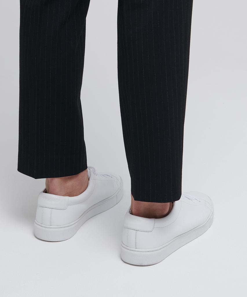 MUSINSA STANDARD Pinstripe Tapered Hidden Banding Crop Slacks [Black]