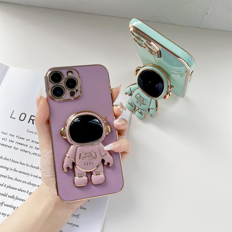 Suitable for iPhone Samsung Huawei Honor Infinix OnePlus OPPO Realme Xiaomi Redmi Vivo Cartoon Astronaut Folding Bracket Soft Plating TPU Phone Case