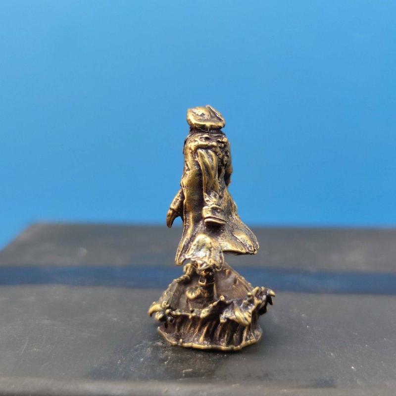 1Pc Brass Pirate Monster Mini Figurine 1/64 Miniature Model Landscape Display Decor Tiny Figure Ornament for Home Collection