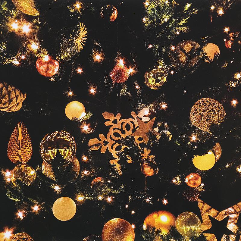 Рождественская подарочная упаковка: Плотная мелованная бумага с деревьями и лосями