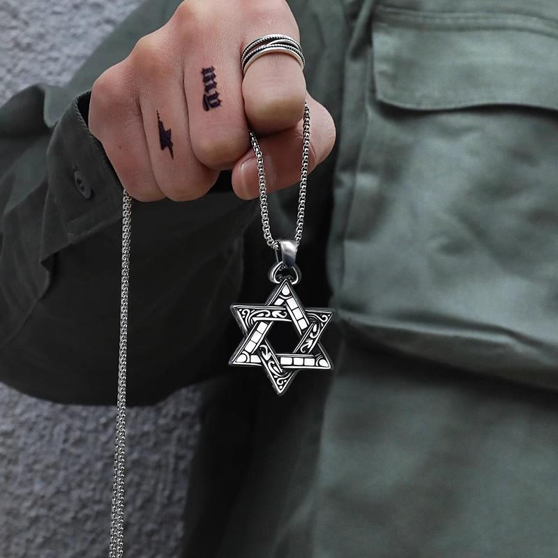 Модное мужское хип-хоп ожерелье из титановой стали - Стильный, универсальный и эмоциональный парный аксессуар.