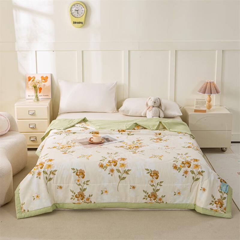 Southern Life Washed Cotton Summer Quilt