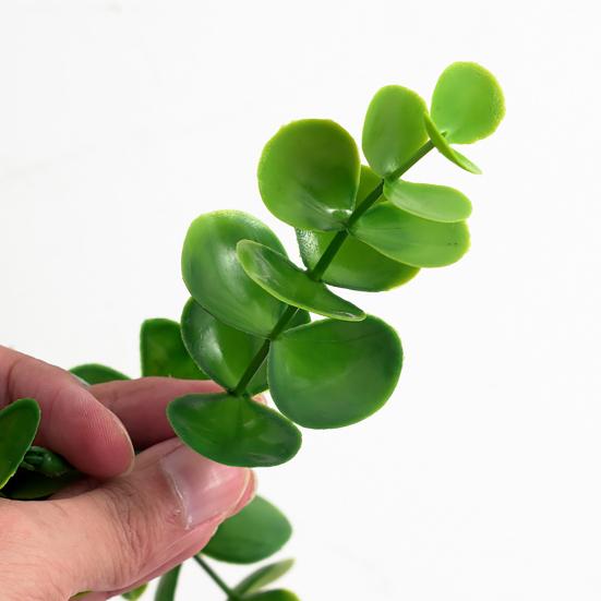 Прочная искусственная лоза. Привлекательная практичность. Не выцветает.