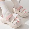 Мода 2025 Новые милые мультяшные тапочки для женщин Модные клоги Нескользящая летняя обувь Уличные сандалии для девочек 2 способа носки Пляжные шлепанцы