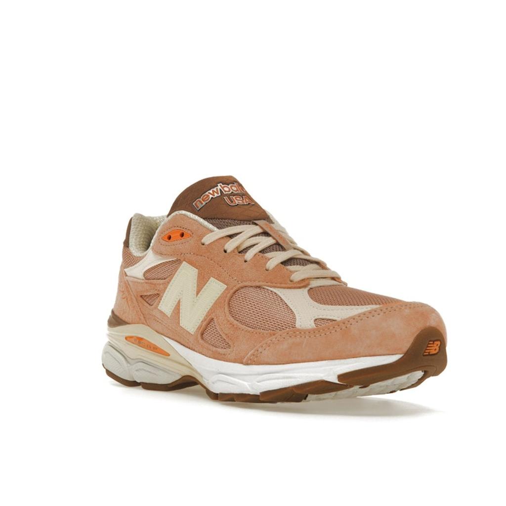 Размер? x New Balance 990v3 Сделано в США Продолжаем бежать Унисекс Кроссовки Розовый Оранжевый Кремовый M990SZ3
