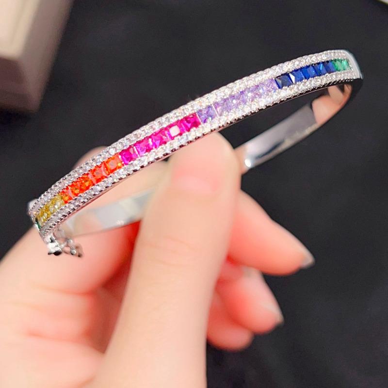 BELLA BOX Тяжелая промышленность Высокоуглеродистый сверлильный циркон Семицветный турмалиновый браслет с пряжкой, подходящий для женской вечеринки, модные украшения