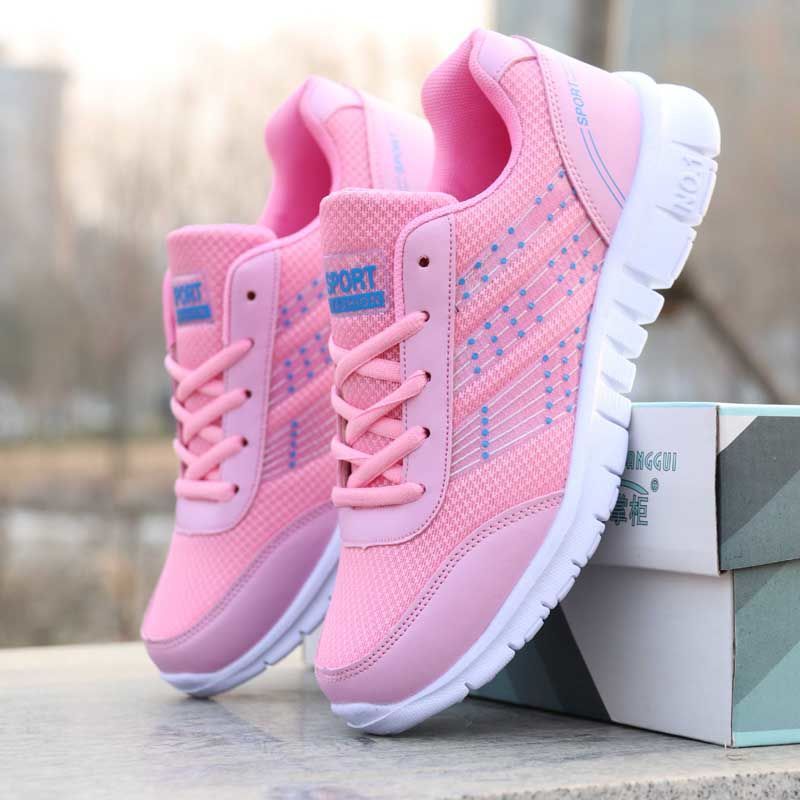Женская легкая прогулочная обувь Кроссовки с дышащей сеткой на мягкой подошве