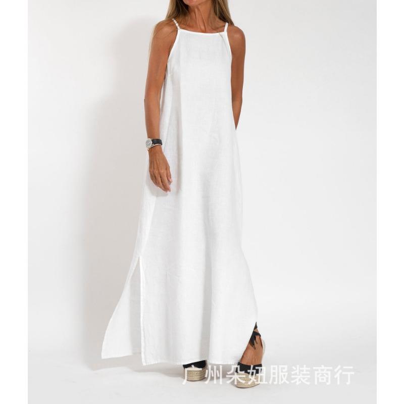 Стильное повседневное платье с разрезом на шее