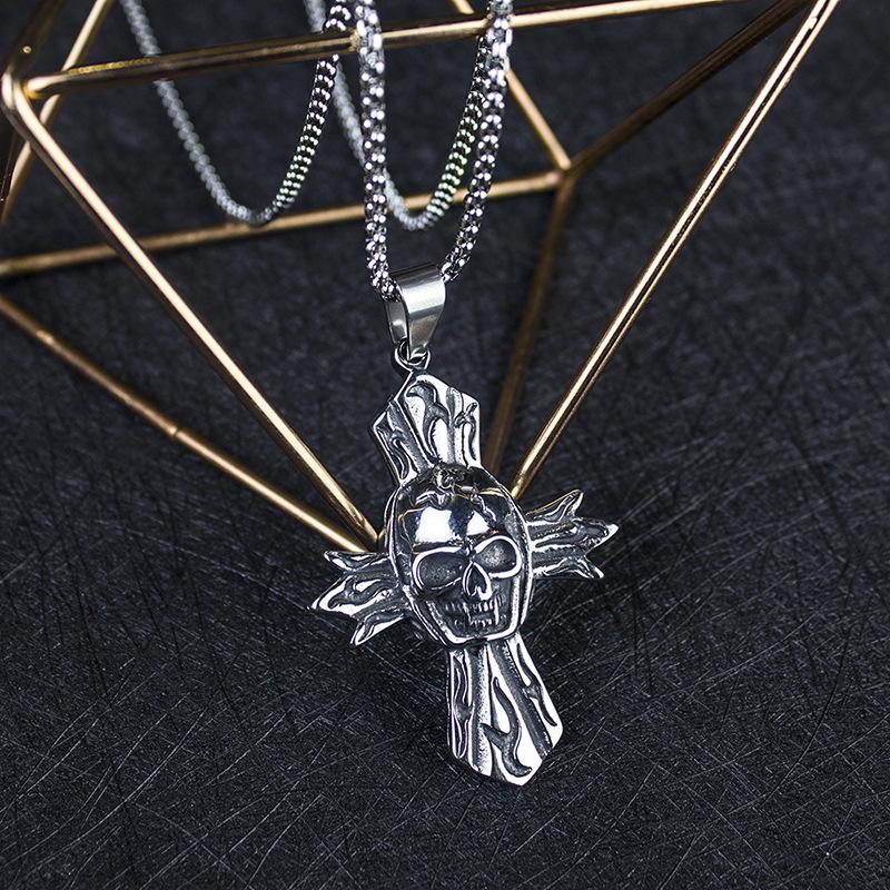 Нержавеющая сталь Мужские ювелирные изделия Панк Готический Череп Подвеска Винтажное преувеличенное ожерелье Череп Ювелирные изделия