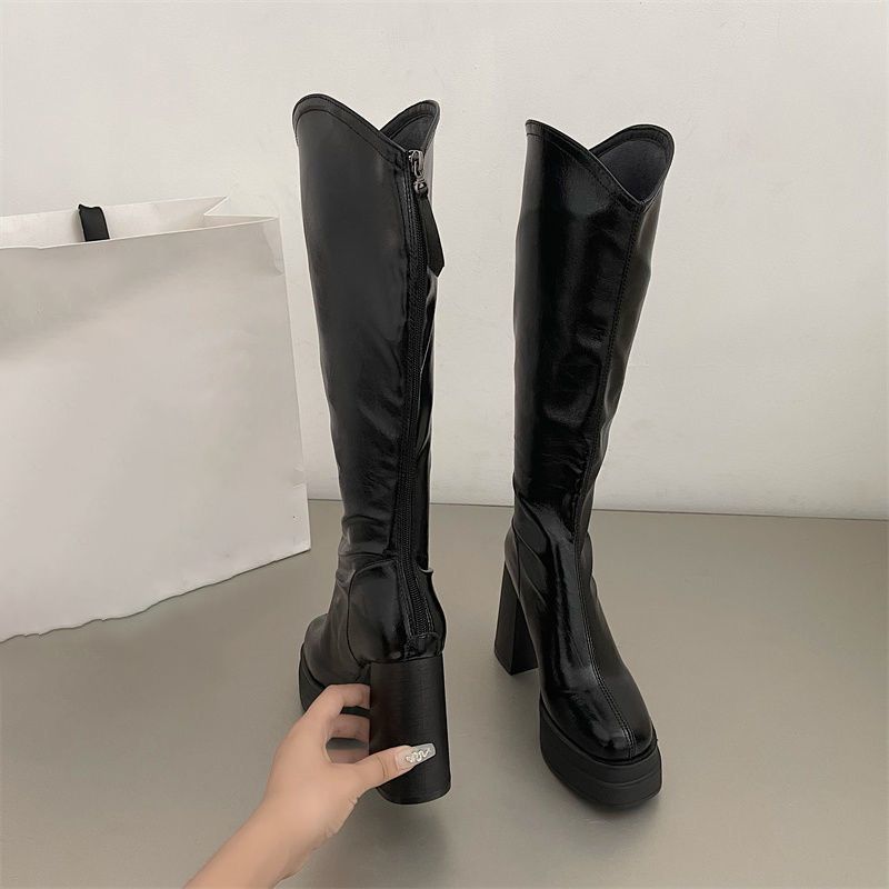 2025 осень и зима новая нишевая повседневная обувь на высоком толстом каблуке высокие сапоги детская мода универсальные и удобные ботинки Мартин