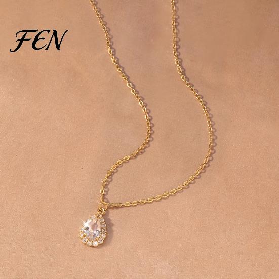 Sparkling Teardrop Necklace Water Drop for Women, Cubic Zirconia Rhinestone Polished Alloy Statement Piece Pendant, Jewelry Cocktail Party Adjustable