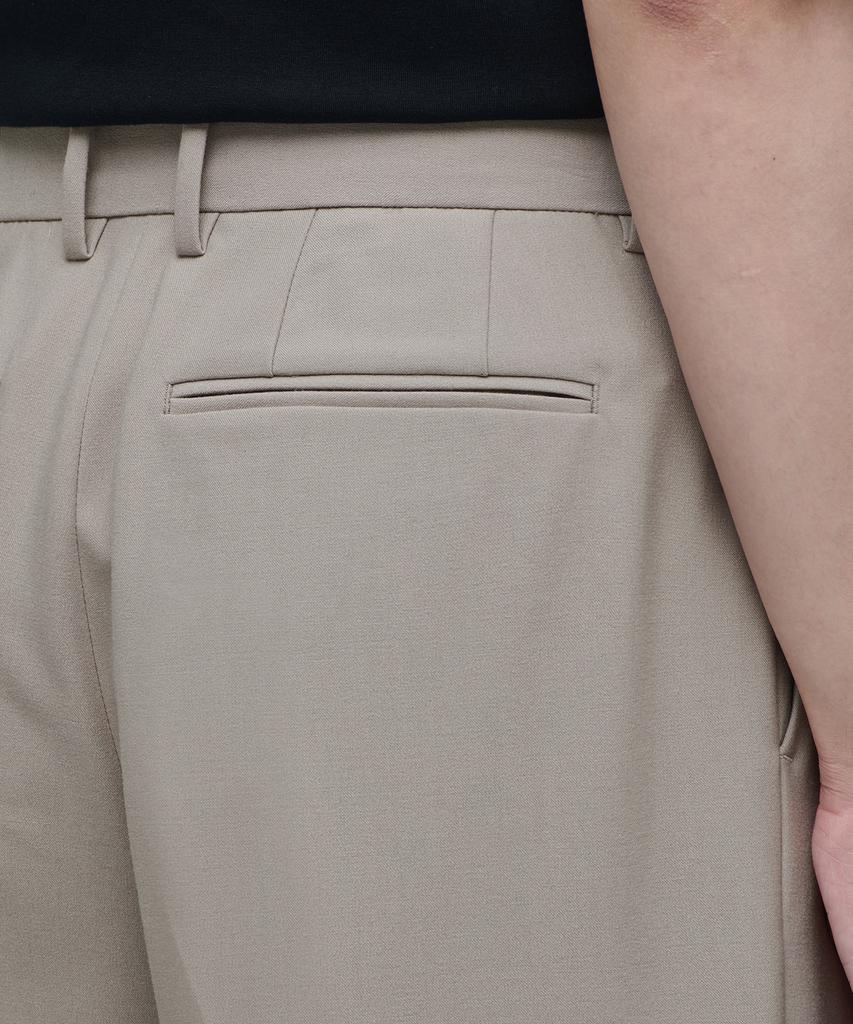 MUSINSA STANDARD Side Adjust Two-Tuck Wide Slacks [Light Beige]