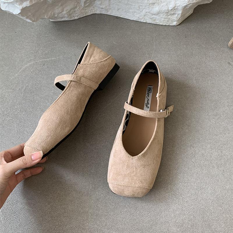 Мода Мода Неглубокая обувь Ремешок с пряжкой Женские туфли Мэри Джейн Балетки Роскошные Женские Квадратный носок Женские Балетки С Обувью 2025 Новинка