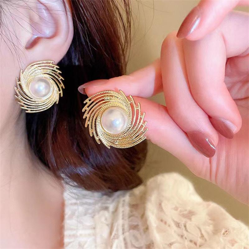 Elegant Fashion Korean Exaggerated Unique Pearl Stud Earrings  for Women Girl Gift Jewelry Wholesale