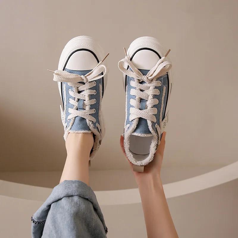 2025 Осень Новые Женские парусиновые туфли Круглый носок Толстая подошва С бахромой Джинсовые Повседневные туфли Увеличение роста Спортивные