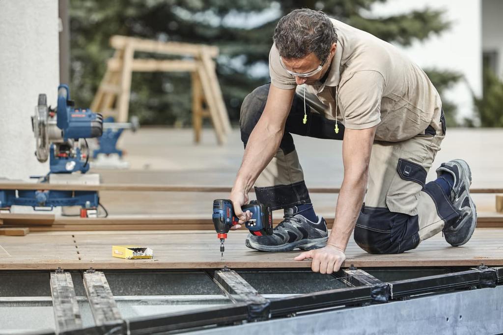 Bosch Professional 18V Cordless Impact Driver Belt Carrying Case (5.0Ahx2, Charger, Hook, Included) GDX18V-210C