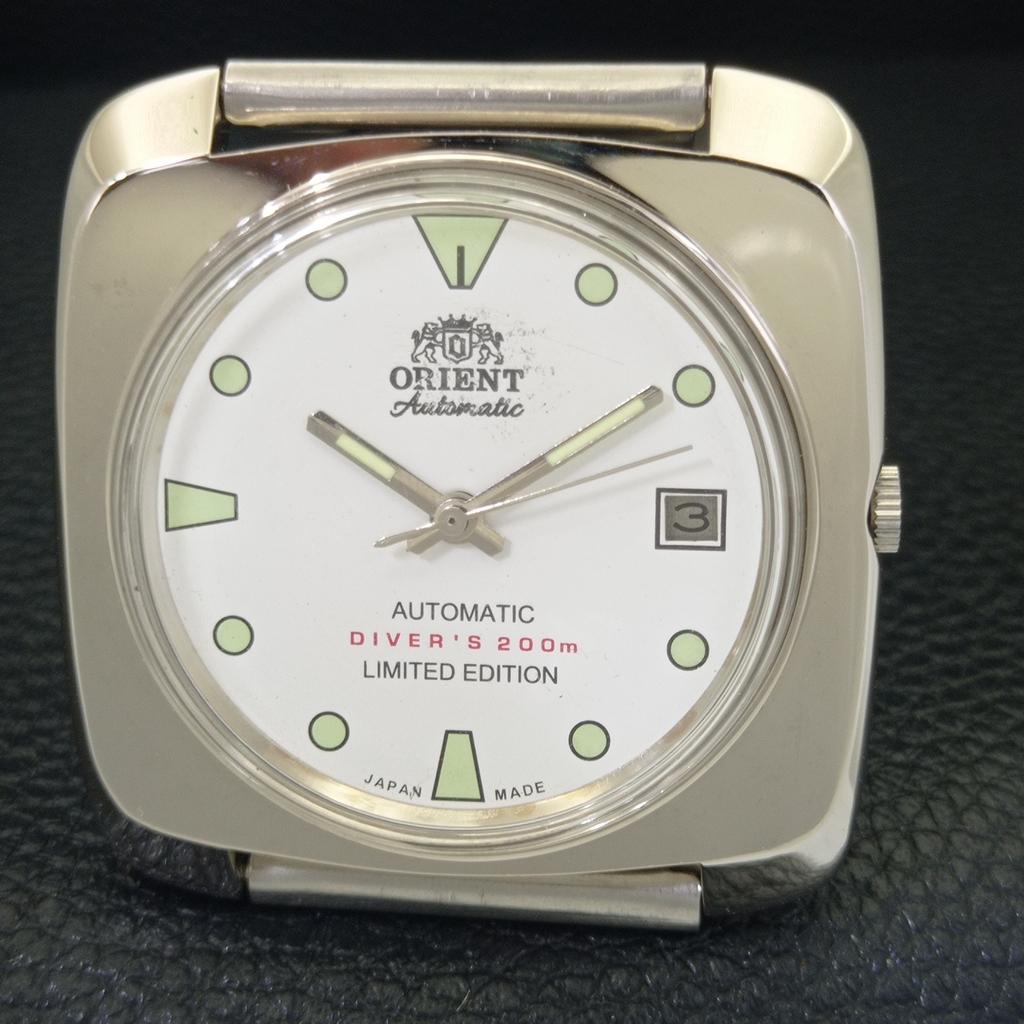 USED ORIENT AUTOMATIC 46941 JAPAN MENS VINTAGE WHITE COLOR DIAL WATCH A702220-5 R123-a702220