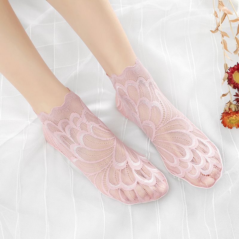 Невидимые носки-следки женские летние кружевные с цветочным узором эластичные носки тонкие полые противоскользящие с коротким голенищем женские дышащие носки до щиколотки